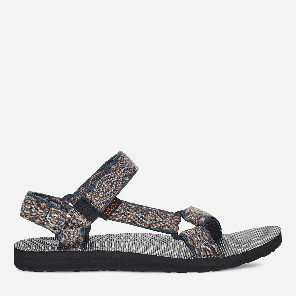 stores that sell tevas